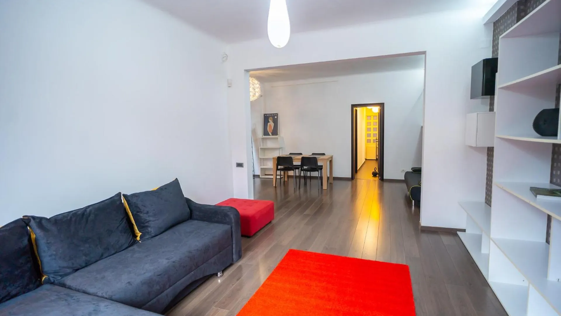 Cozy & Spacious Apartment Near Victoriei Square Bucarest 0*,  Romania